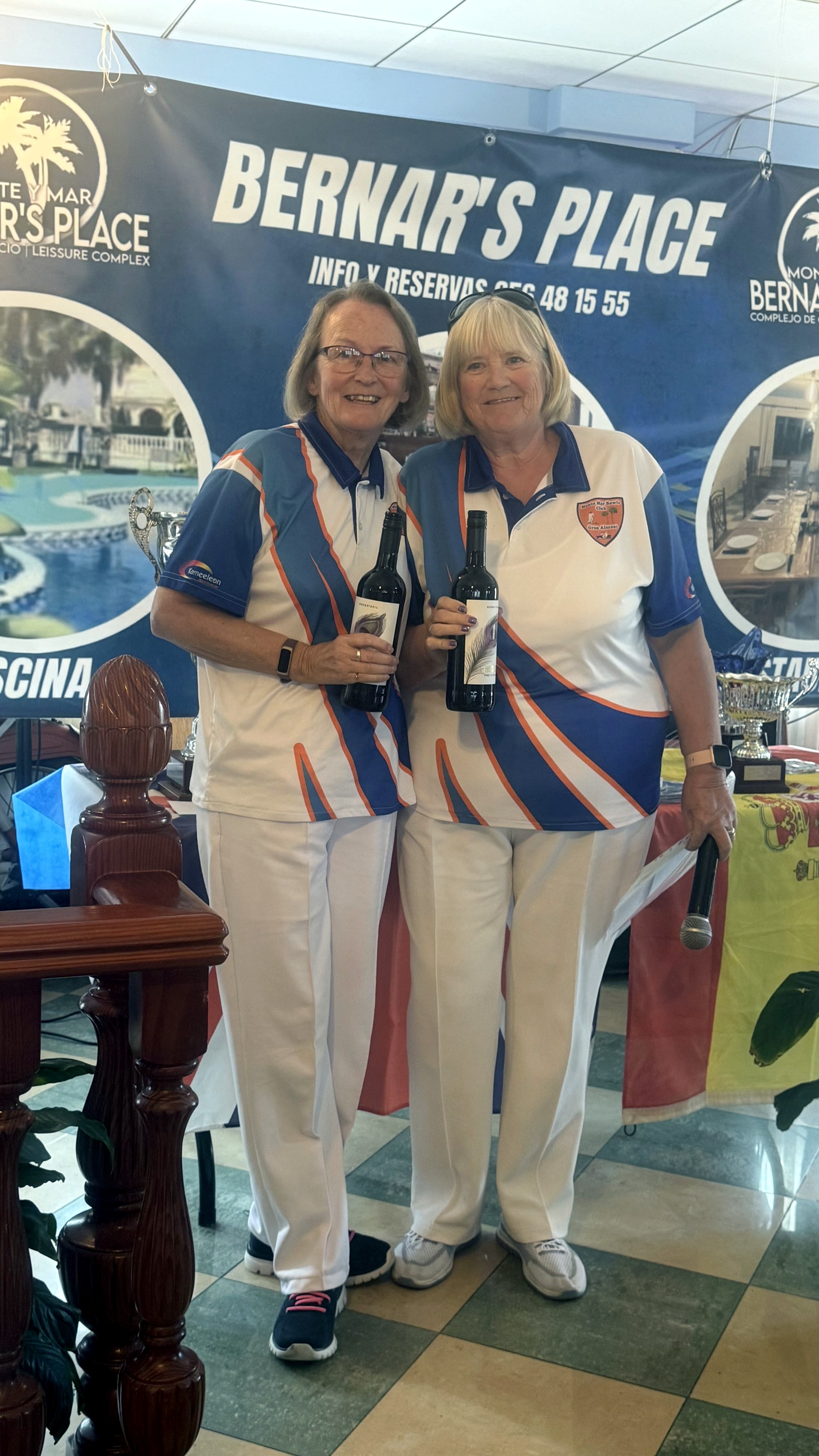 Diane and Cindy ladies pairs runners up.jpg