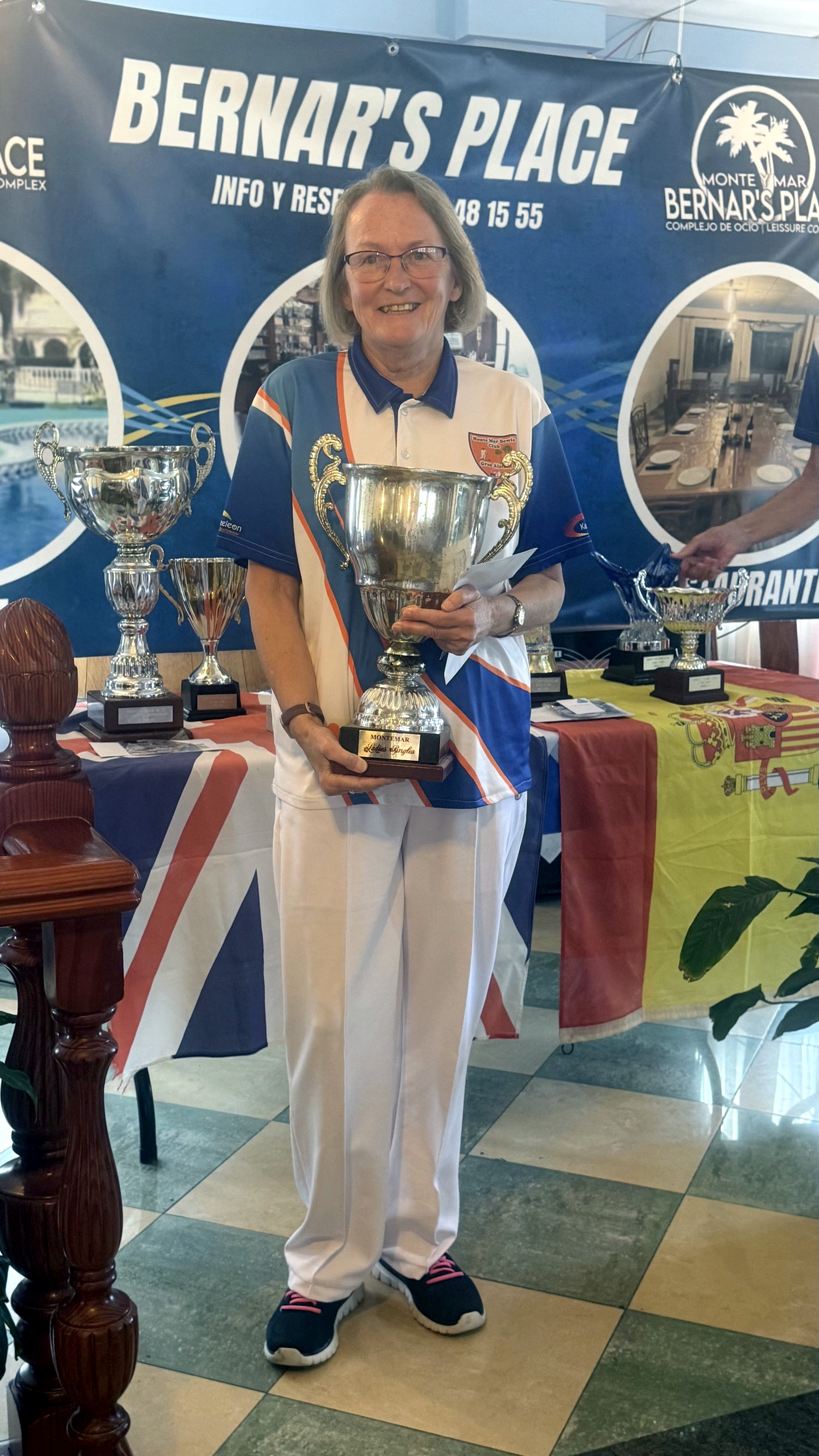 Diane ladies singles winner.jpg